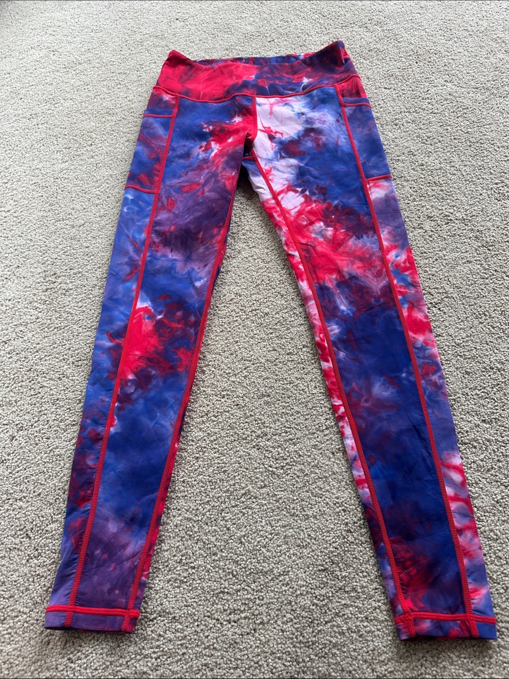 Constantly varied gear leggings